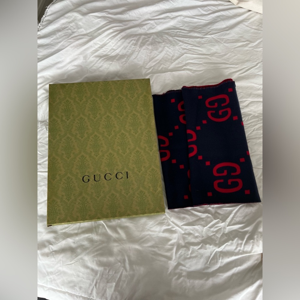 GG CASHMERE LAMÉ JACQUARD DOUBLE SIDED SCARF